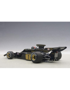 Autoart Lotus 72E 1973 Emerson Fittipaldi 1:18 con figura 2