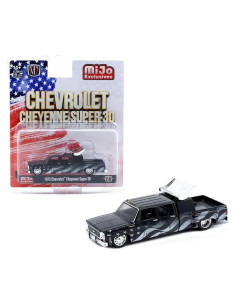 Modelo Diecast M2 Machines 1:64 Chevrolet Cheyenne 1973 Edición Limitada