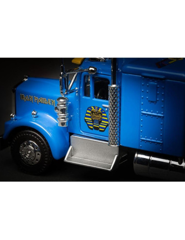 Camión de Metal Fundido Corgi CC55704 Iron Maiden 1:50