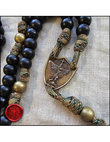 Rosario de Paracord Militar Rugged Rosaries 53 cm Hecho a Mano