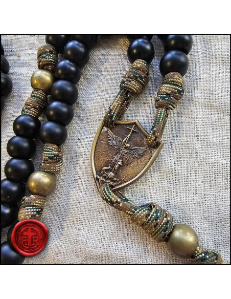 Rosario de Paracord Militar Rugged Rosaries 53 cm Hecho a Mano