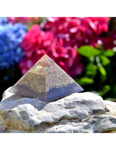 Pirámide de Orgonita con Cristal de Tourmalina Negra - 14.3cm