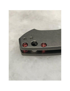 Tornillos Torx de Acero Inoxidable Rojo para Cuchillo ZT0450 - 5 Pcs 2