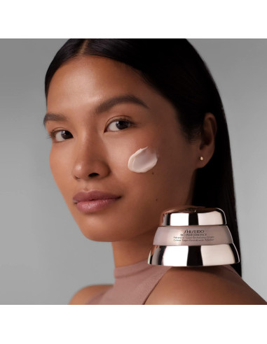 Crema Revitalizante Avanzada Shiseido 31g Hidratante Anti-Envejecimiento