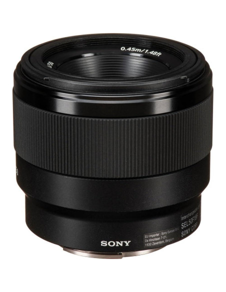 Lente Sony FE 50mm F1.8 para Cámaras Sin Espejo con Accesorios