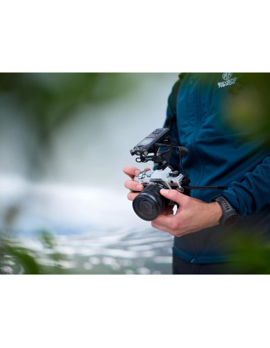 Cámara Olympus OM System OM-5 Negra con Lente 12-45mm