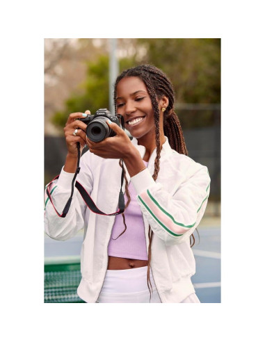 Cámara Sin Espejo Canon EOS R50 24.2MP 4K + Bolsa + 64GB