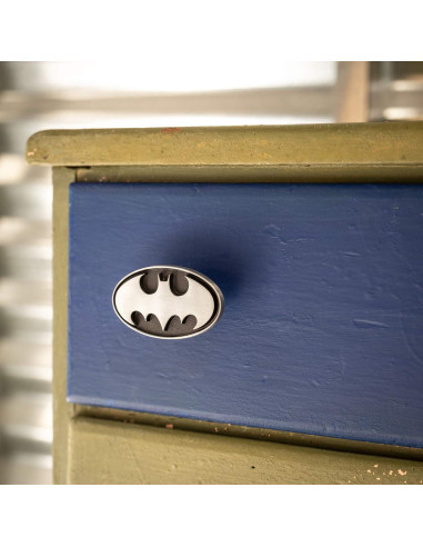 Perilla de Cajón Batman Metal Embossado Open Road Brands 6.25 cm
