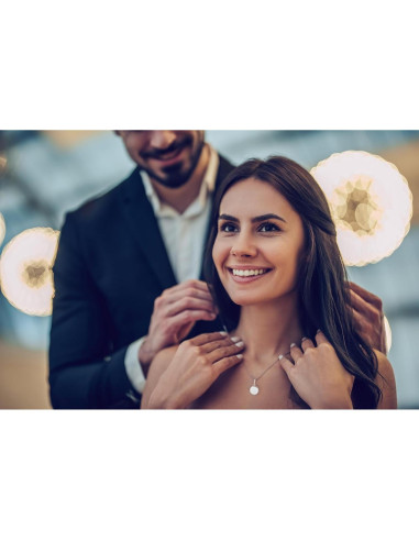 Collar Medallón Ovalado Plata Esterlina 925 FashionJunkie