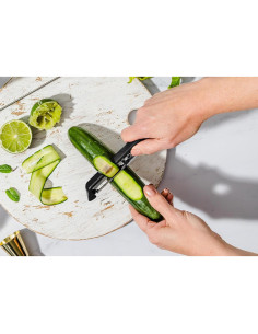 Pelador Vertical Dreamfarm Sharple Autofilante - Negro 2