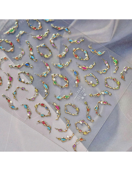 Calcomanías de Uñas Doradas 5D NZRAESTRS - 1 Hoja Autoadhesiva