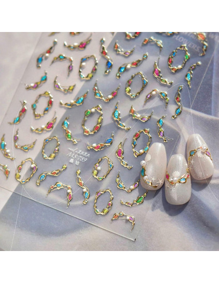 Calcomanías de Uñas Doradas 5D NZRAESTRS - 1 Hoja Autoadhesiva