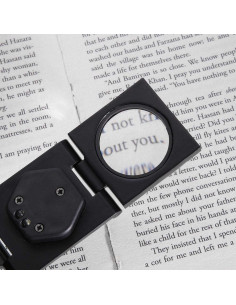 Lupa de Joyero ASHATA 30X con Luz LED y Estuche 2