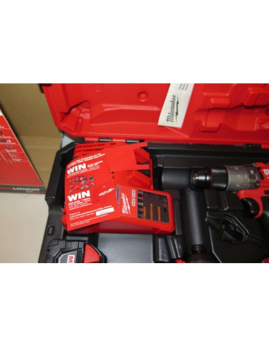 Kit Taladro Percusión y Destornillador Milwaukee 2997-22 7.31kg