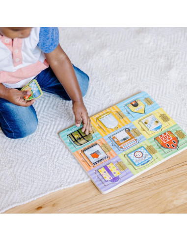 Tablero de Actividad de Madera Melissa & Doug - Esconde y Busca