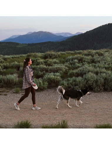 Correa Retráctil para Perros TUG Oval 4.88m con Dispensador Crema