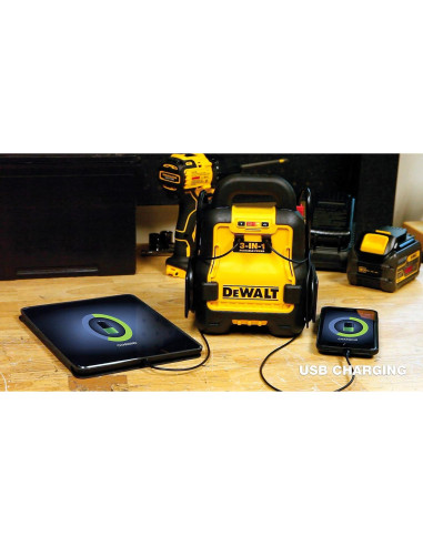 Aumentador de Batería Automotriz DEWALT DXAE20VBB 12V USB