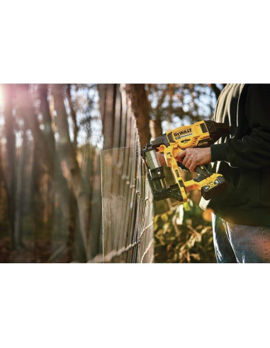 Grapadora de Cercas Inalámbrica DEWALT DCFS950B 20V 9GA