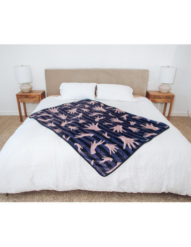 Manta de Forro de Poliester Silver Buffalo Miércoles 114x152cm