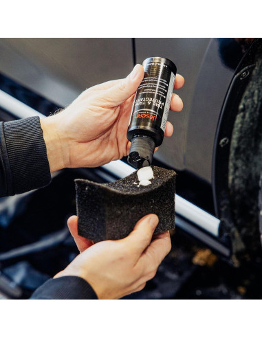 Protector de Neumáticos y Molduras Jescar 0.47L - Protección UV