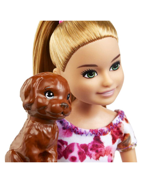 Muñeca Stacie con Cachorros y Estación de Juego - Barbie