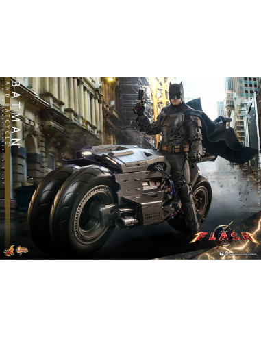 Conjunto de Figuras Batman y Batcycle Hot Toys 1/6 Escala