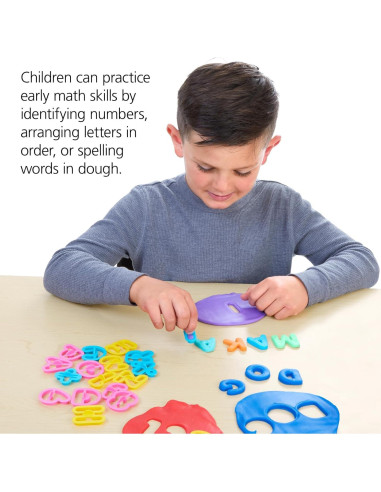 Juego de Cortadores de Masa Letras y Números 72 Piezas