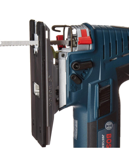 Sierra de Calar Bosch JS572EBK 7.2A con Estuche