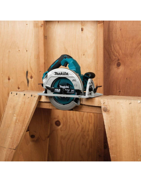 Sierra Circular Inalámbrica Makita XSH06Z 36V 7-1/4"