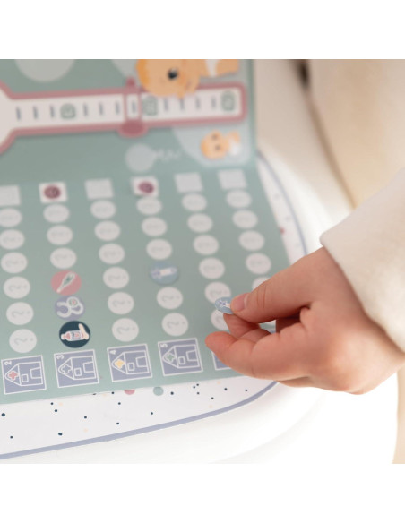 Centro de Cuidado Infantil Smoby - Juego Pediatra 24 Piezas