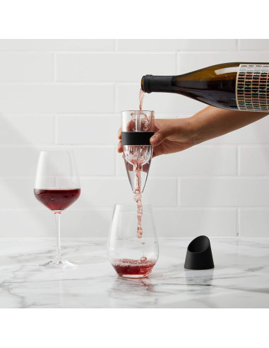 Aireador de Vino Tinto Houdini con Base Silicona 15.24 cm Negro Plata