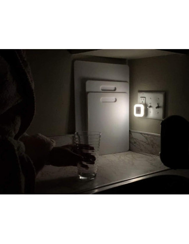 Luz Nocturna LED Regulable SYCEES con Sensor Crepúsculo, 4 Unidades