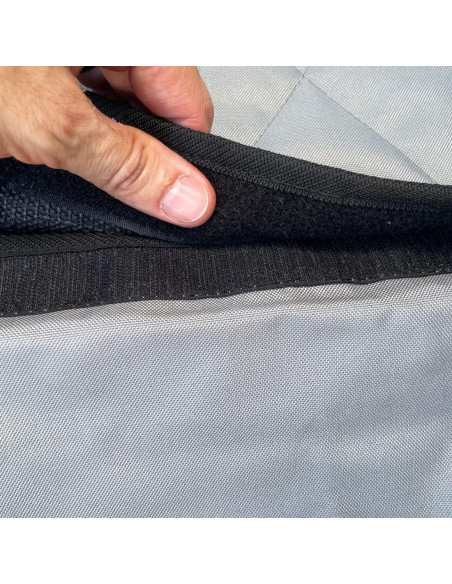 Protector de Puerta para Perros 4Knines - Resistente y Fácil de Limpiar