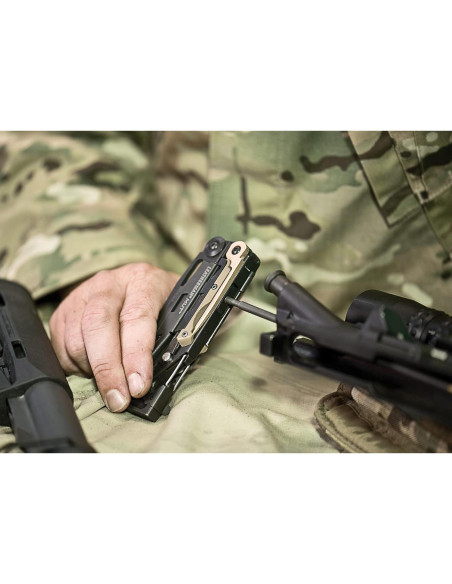 Multiherramienta Leatherman MUT con Funda MOLLE Negra 14 en 1