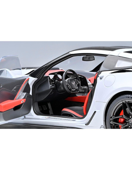 Autoart Chevrolet Corvette C7 ZR1 Gris 1:18 con Techo de Carbono