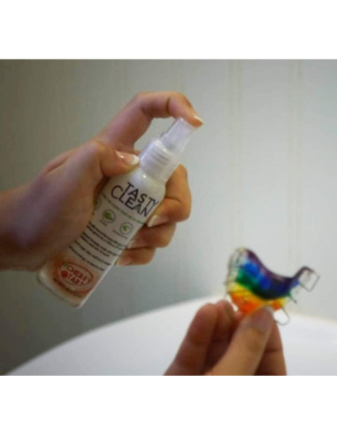 Limpiador Multiuso Tasty Clean 60ml Sabor Manzana para Dentaduras