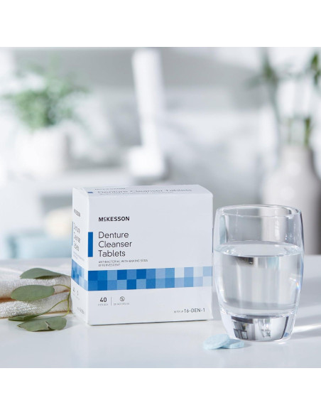 Tabletas Limpiadoras de Dentaduras McKesson con Bicarbonato