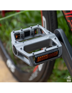 Pedales de Bicicleta KONG MING CAR Aluminio Plata 9/16" 2