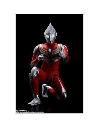 Figura de Acción Ultraman Tiga Power Type Bandai 15+