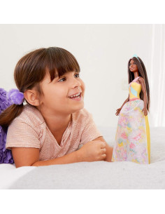 Muñeca Princesa Barbie Dreamtopia 30.48 cm Morena con Tiara 2