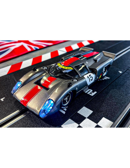 Carrera Lola T70 MKIIIb No.15 Slot Digital 1:24