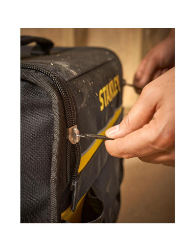 Bolsa de Herramientas con Ruedas STANLEY 1-97-515 46x33x45cm
