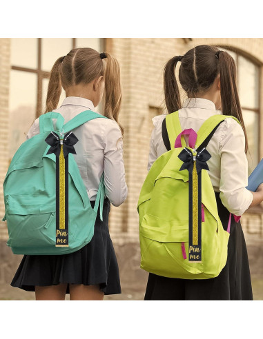 Set de 2 Llaveros Cheer Pin Me DEEKA para Mochila - Nylon Brillante