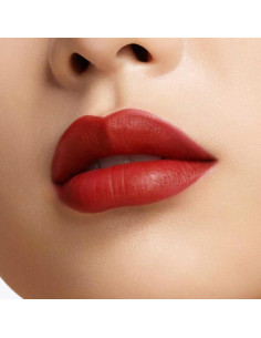 Lápiz Labial Líquido Matte Tom Ford 133 Scarlet Stiletto 5.9 ml 2