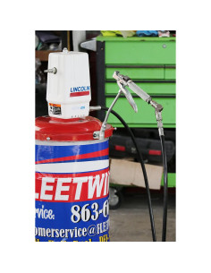 Bomba de Grasa Neumática Lincoln 917 50:1 54.43 kg 7 pies 2