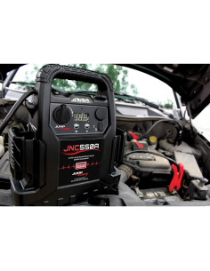 Arrancador de Batería Clore JNC550A 1100A con Compresor 2