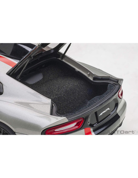 Modelo de Coche 2017 Dodge Viper ACR AUTOart 1/18 Plata