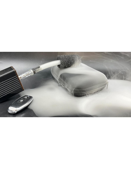 Máquina de Niebla Portátil UTU1-11A con Control Remoto