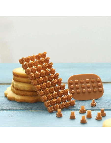 Cortadores de Galletas de Letras y Números Alladaga - 100 Piezas