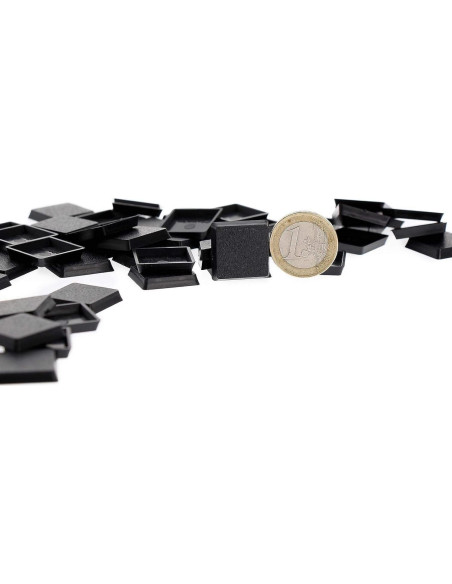 Bases Cuadradas Negras 20mm Evemodel - 100 Piezas para Miniaturas